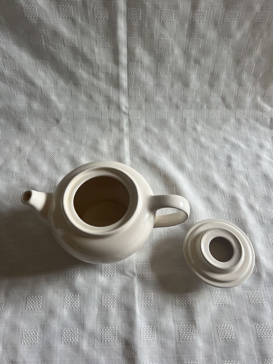Le Creuset Teiere: Le Creuset théière – Usato da Genève venduto da gabridebus 4