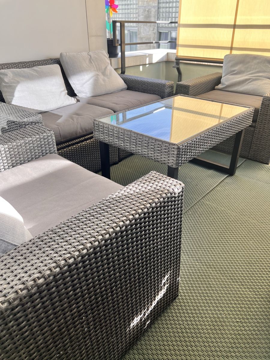 Sofas: Sommer lounge mit Tisch – Gebraucht aus Büron von Fox_21