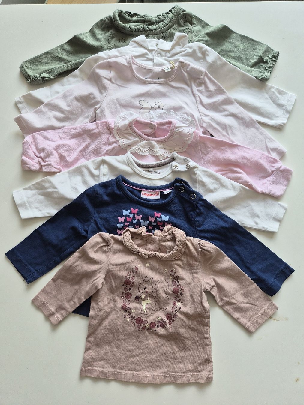 Lotti & Set di vestiti: Mädchenkleider Grösse 62/68 – Usato da Basel venduto da Joflu 8