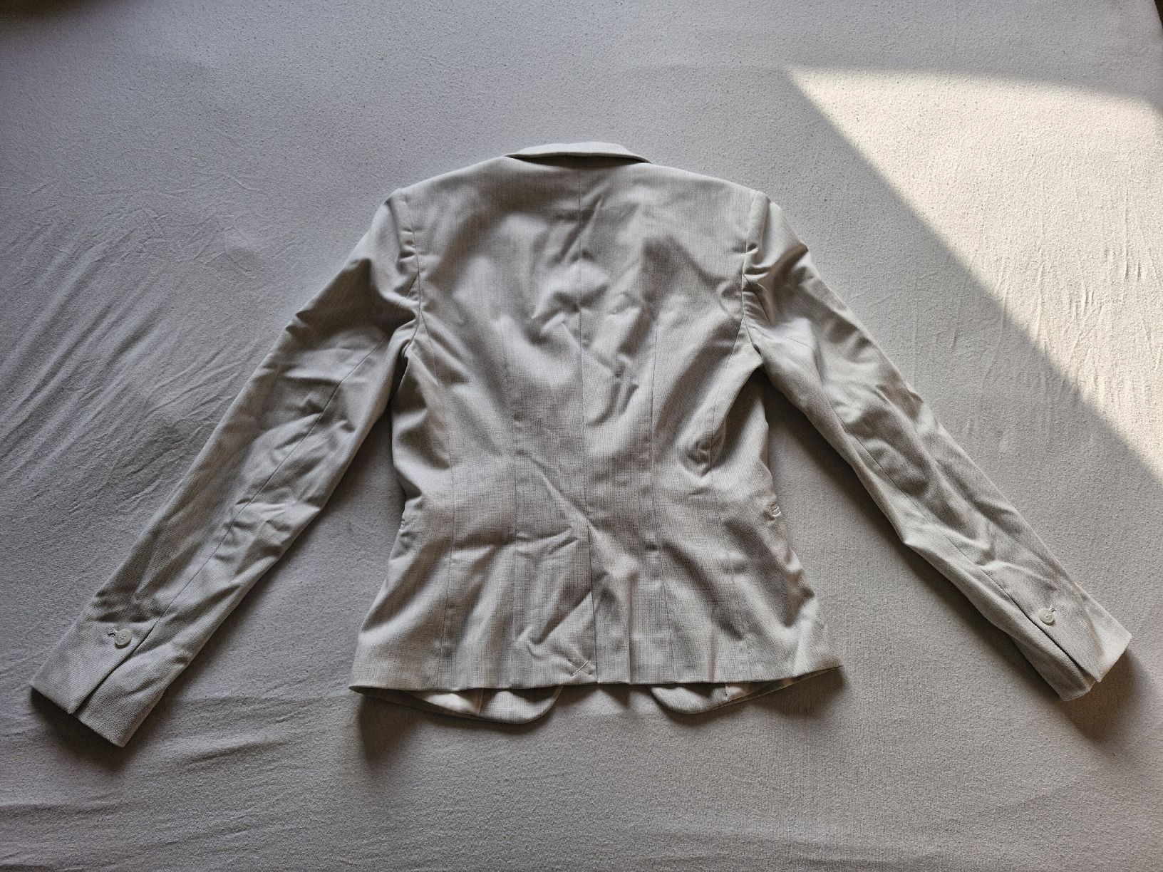 C&A Giacche: Weisser Blazer von C&A Gr 36 – Usato da Langnau am Albis venduto da roc_58qq 1