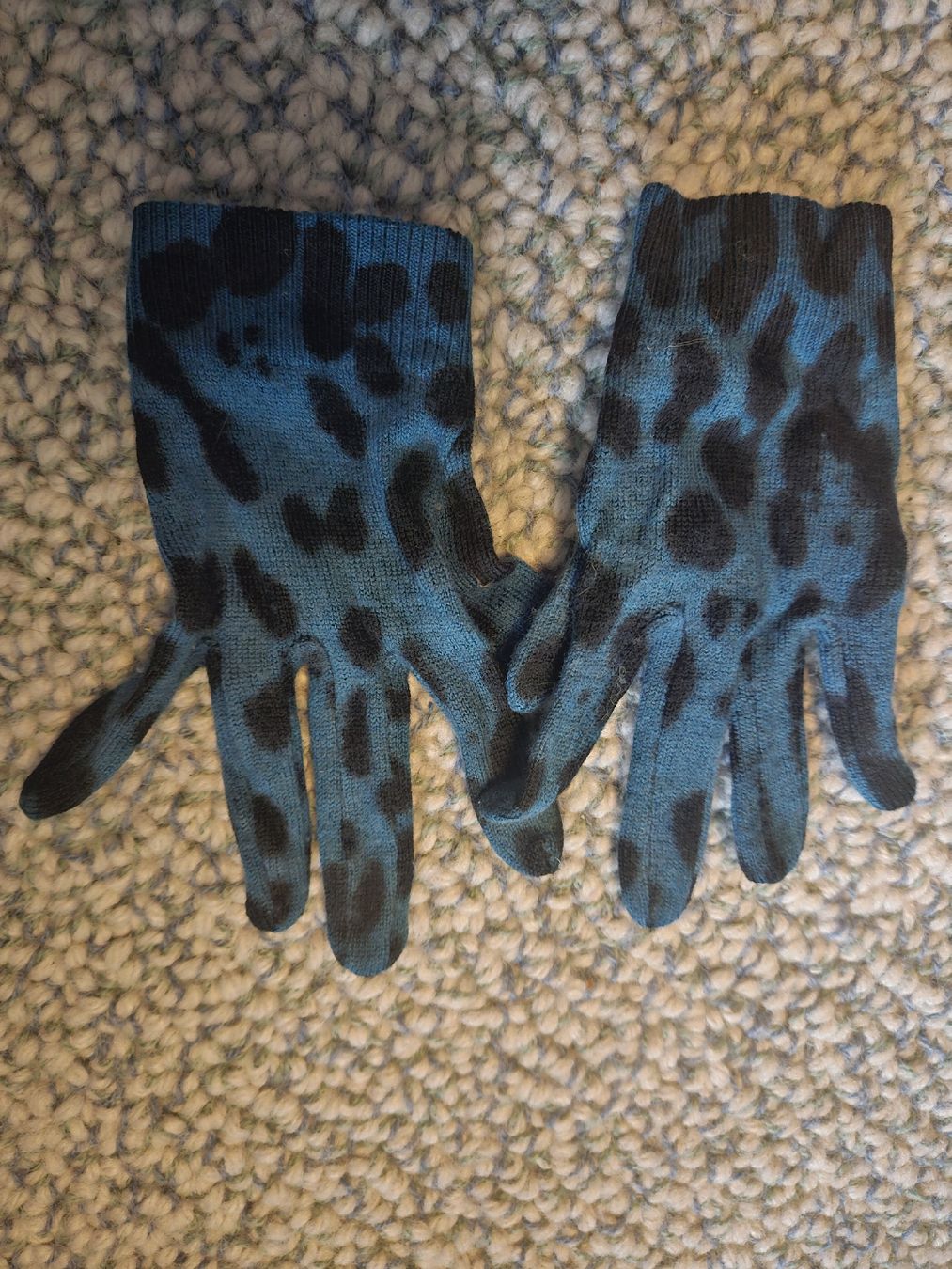 Dolce & Gabbana Kinderhandschuhe: D&G Mädchen Leo-Print handschue – Neu (gemäss Beschreibung) aus zollikon von irissauer 1