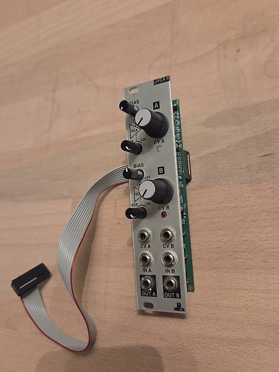 Strumenti musicali: Intellijel uVCA 2 – Usato da Zürich venduto da Flvr 1
