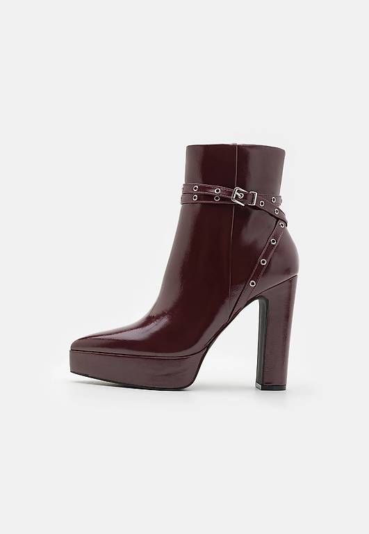 Chaussures femmes: Even&Odd Plateaustiefelette 39 (NEU) – D'occasion à Seuzach par lukastinner
