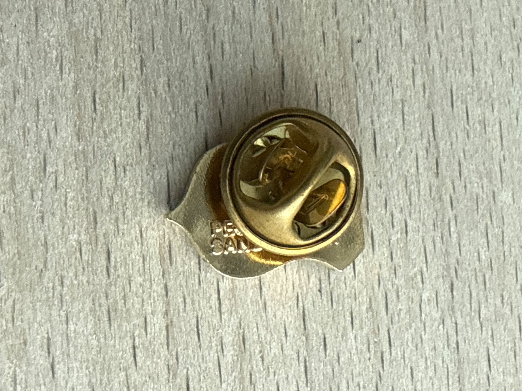 Plaquettes & Badges: Pin – D'occasion à Glattbrugg par Schweigmatt 1