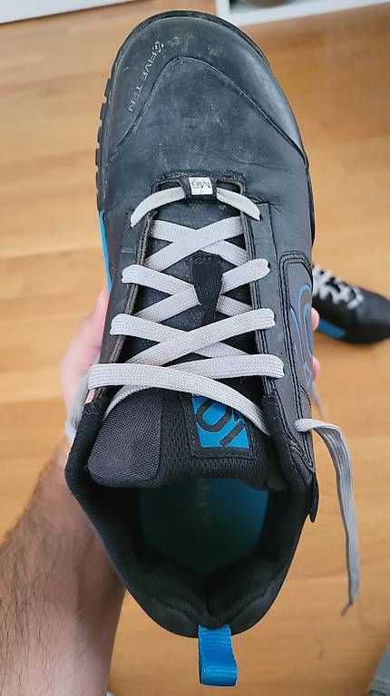 Scarpe da uomo: Five Ten MTB Schuhe  – Usato da Bern venduto da Giuliobald 2