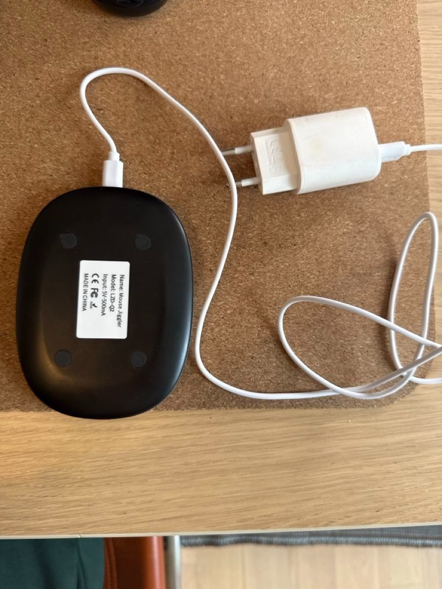 Mouse: Mouse-Jiggler wie neu. – Nuovo (secondo la descrizione) da Montreux venduto da Sir.Joseph 1