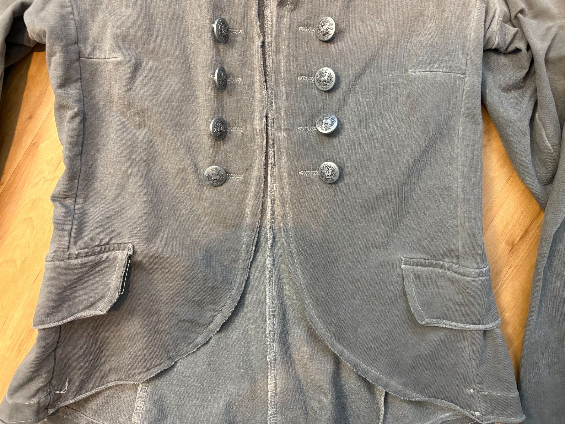 Giacche: Graues Uniform-Jäckchen Gr. S – Usato da Willisau venduto da ani_gtk8 2