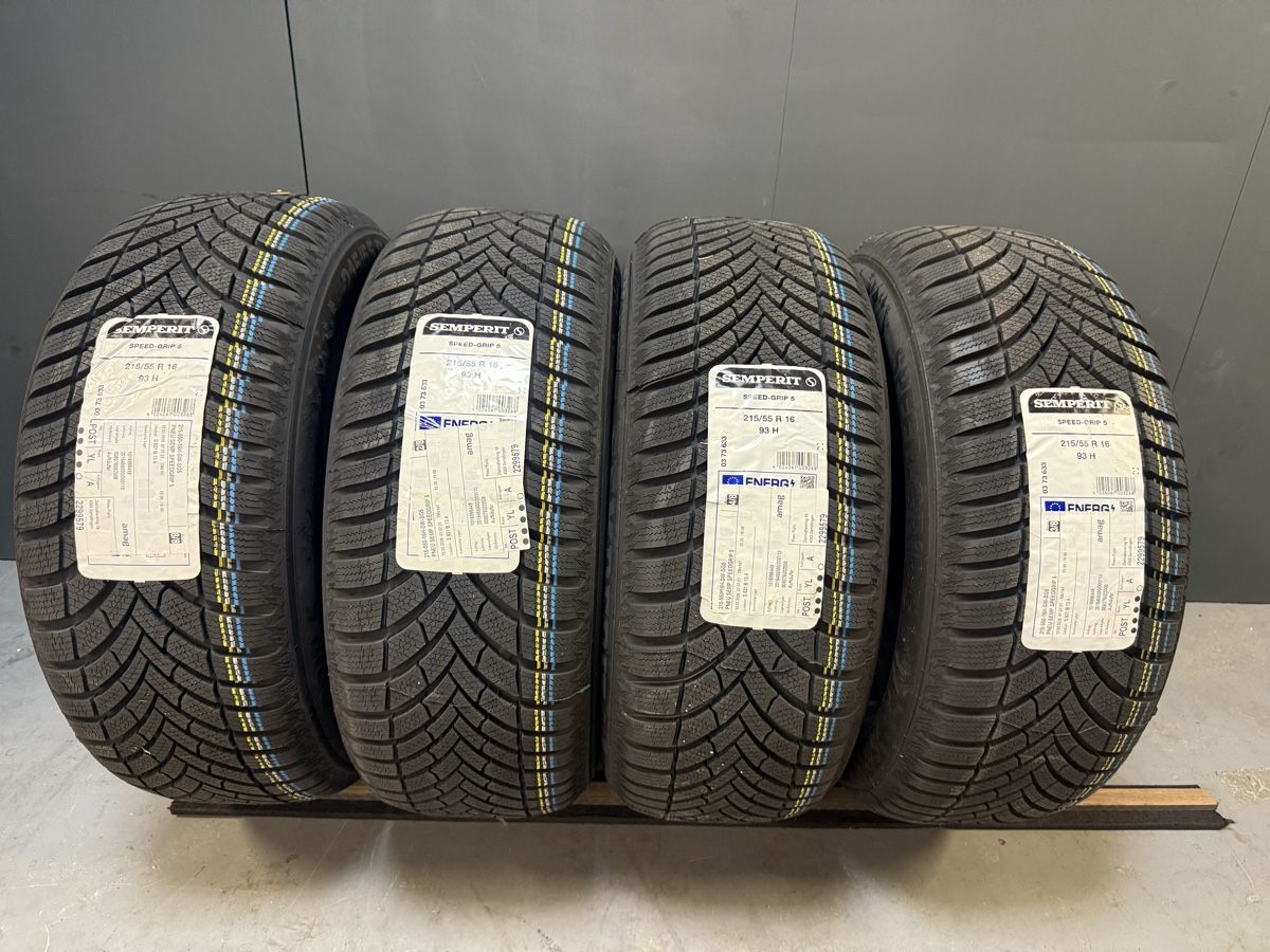 Semperit Pneumatici & Ruote complete: Winterreifen 215/55R16 93H Semperit – Nuovo e nell'imballaggio originale da Gerlafingen venduto da Pneu-Puric