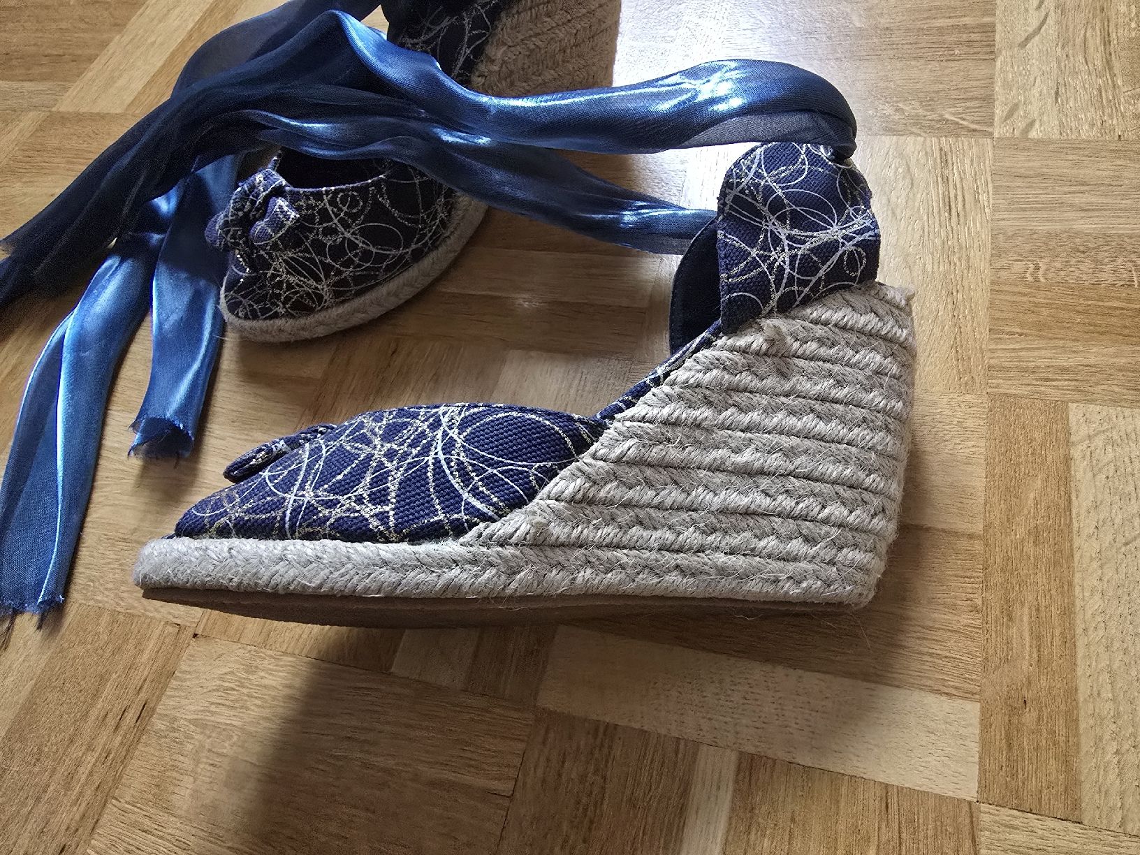 Damenschuhe: Wedge Espadrilles – Gebraucht aus Belp von sar_r7ls 1