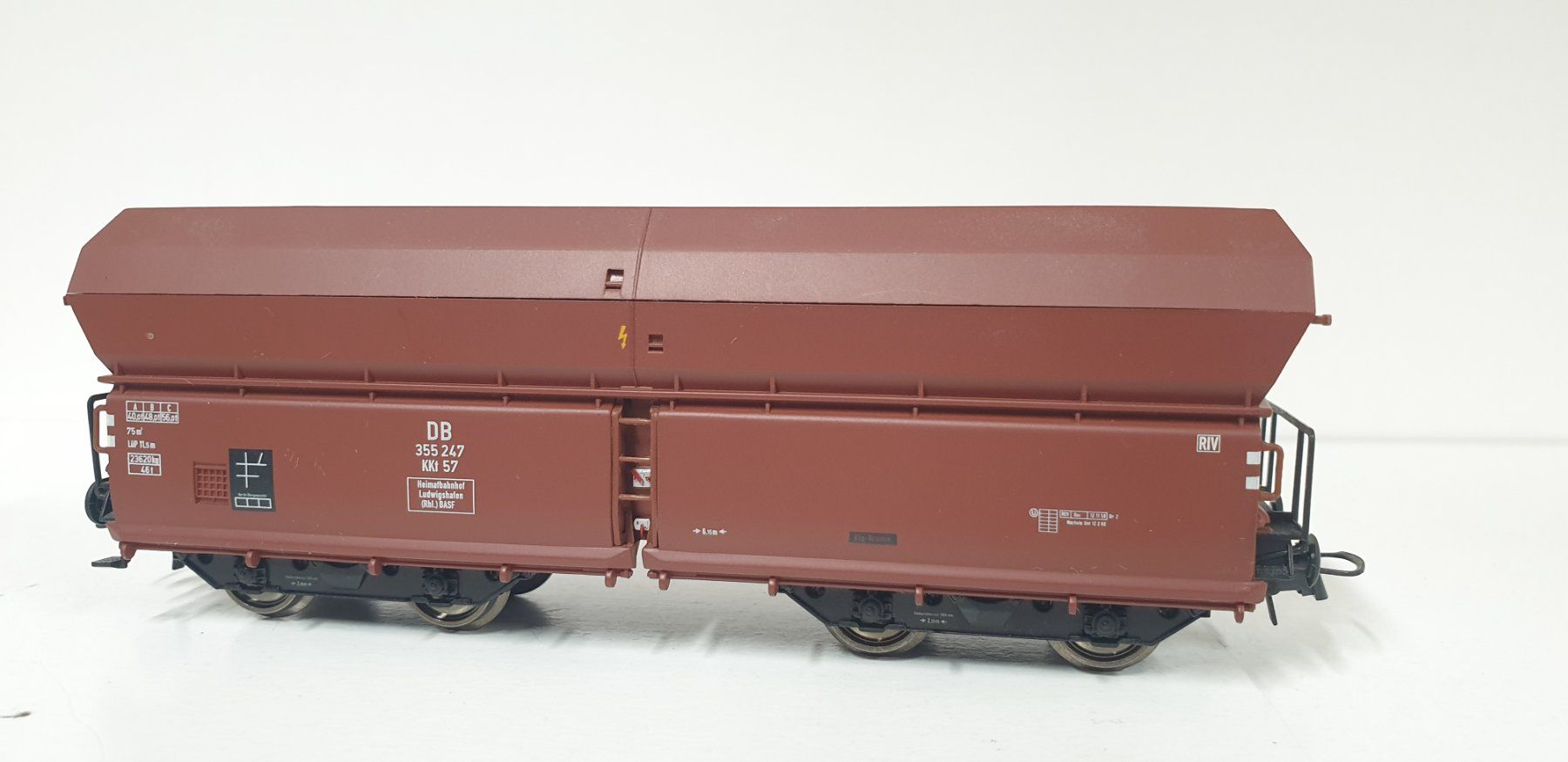 Roco Modelleisenbahnen: Roco DB Selbstentladewagen  H0/DC – Gebraucht aus Neuenhof von ludovicco 2