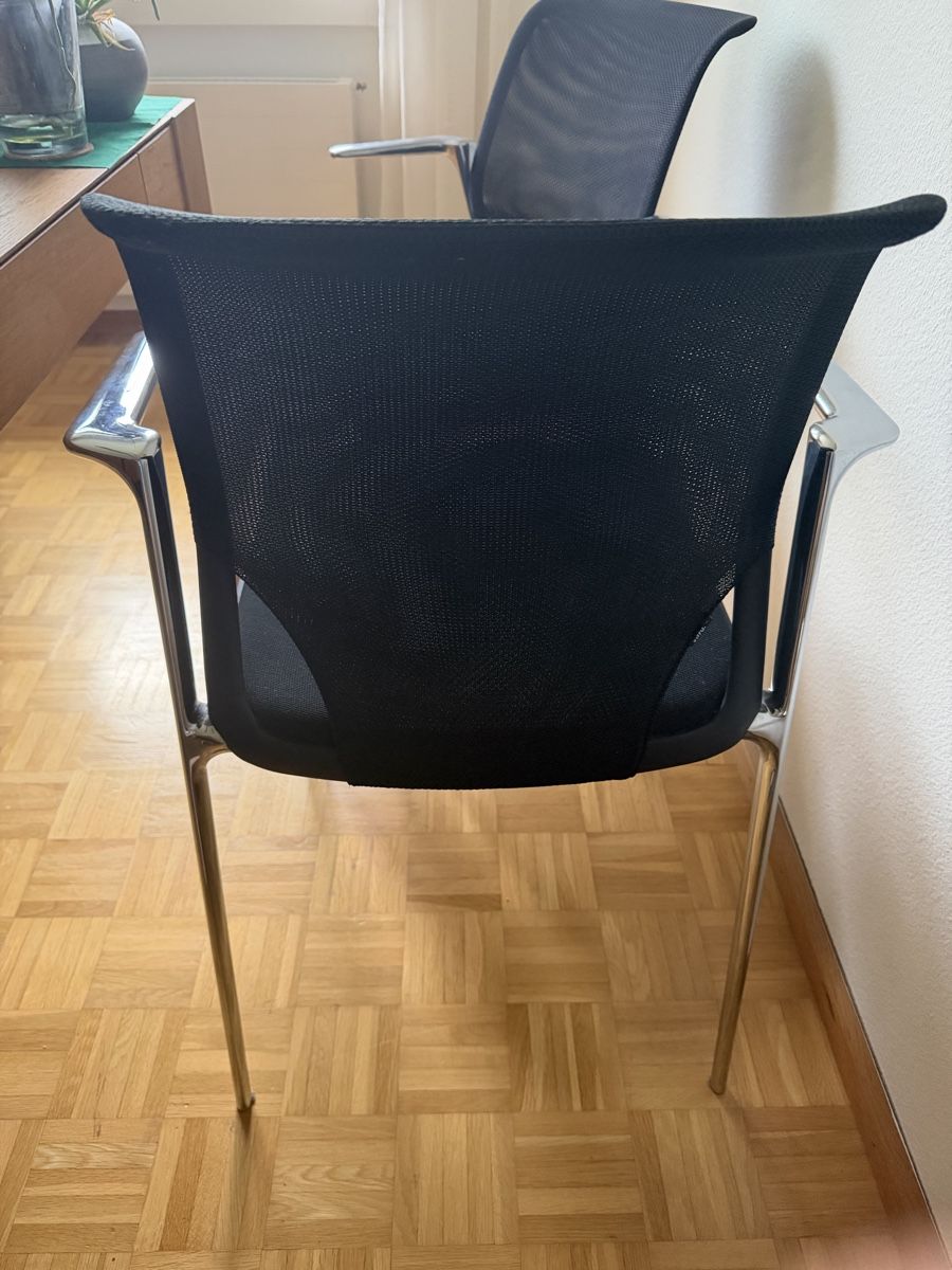 Vitra Sedie: Vitra MedaSlim SET 4 Stk. – Usato da Arth venduto da Neversummer23 1