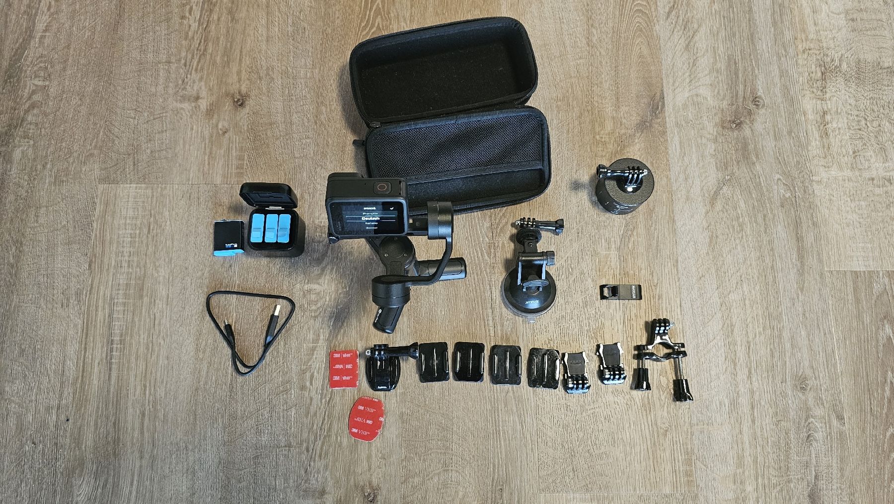 Gopro Action Cam: GoPro 10 mit  Zubehör – D'occasion à Eschenbach SG par 1kg 3