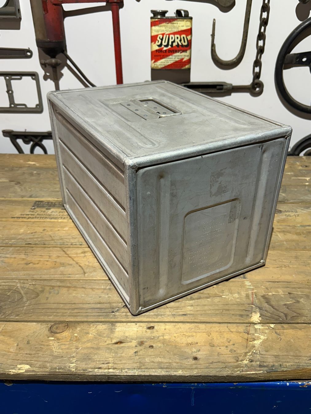 Swissair Valigie: Lufthansa Flightcase Airline Bordcontainer Luftfahrt – Usato da Luzern venduto da Fracht-Design.ch 7