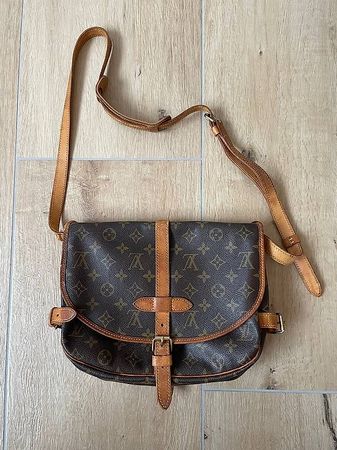 Louis Vuitton Saumur 30 Monogram Canvas