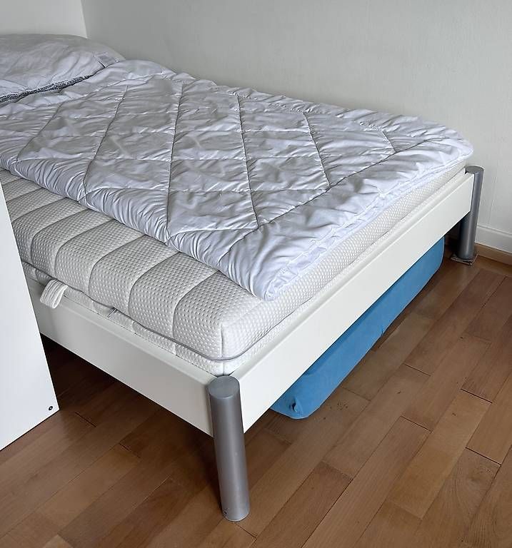 Betten: Bett 120x200 – Gebraucht aus Weinfelden von 8570ET 1