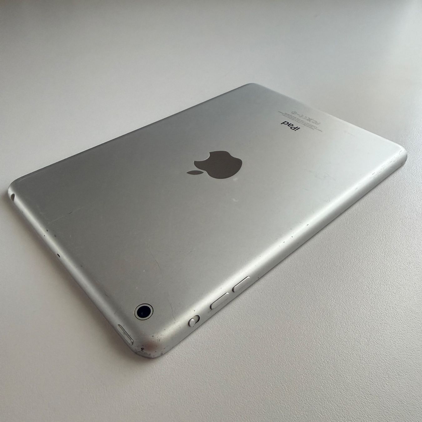 Apple Tablet PC: iPad Mini Wi-Fi A1432 Weiß Silber 16GB – Usato da Basel venduto da MY.AIRPODS.SHOP 7