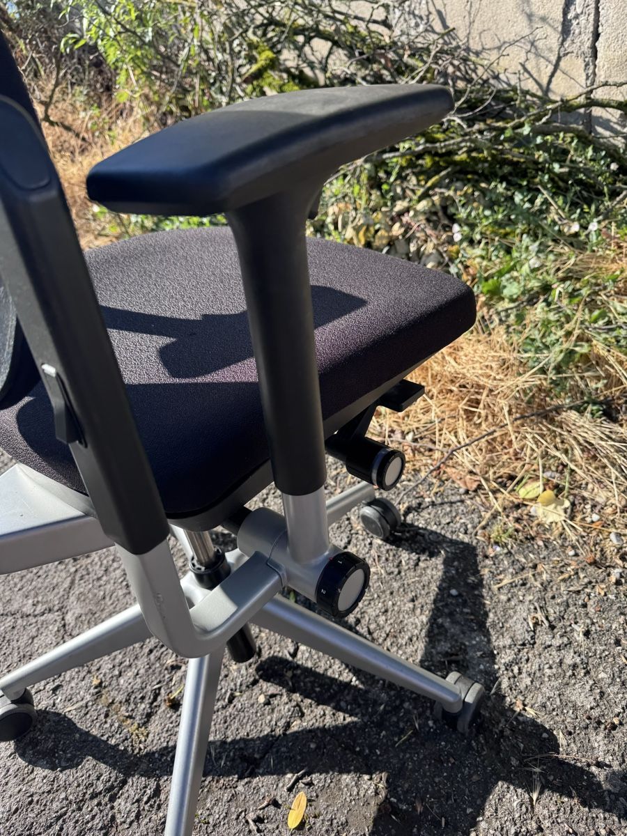 Fauteuils: Fauteuil de bureau steelcase – D'occasion à Vésenaz par Angela.C3 1
