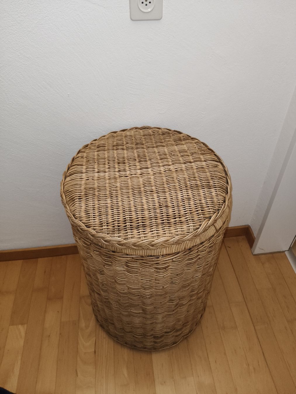 Cesti per biancheria: Wäschekorb geflochen rund – Usato da Oberrieden venduto da joj_6wlx 1