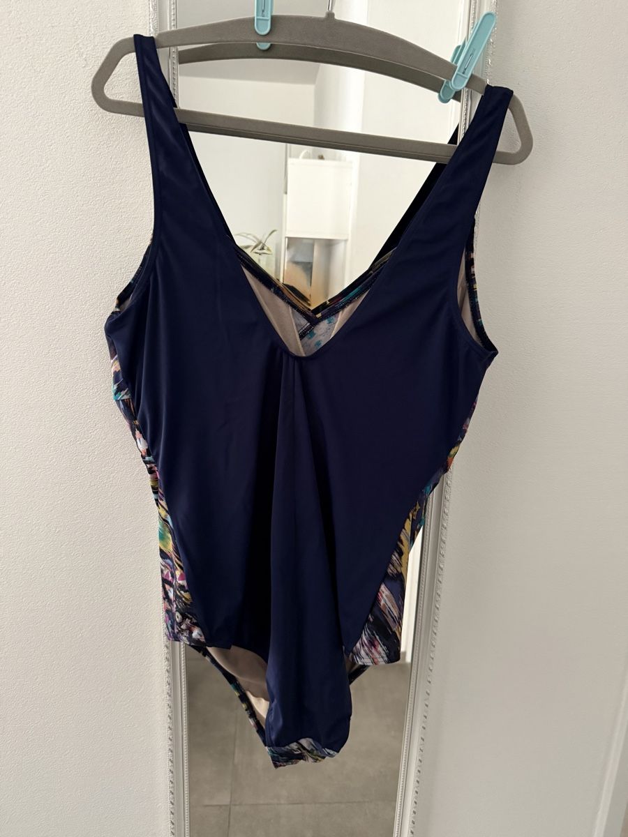 Costumi da bagno & Bikini: Badeanzug  Grösse 50 C – Usato da Pfeffikon LU venduto da pepino17 1