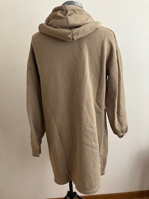 Pieces Vestiti: Robe sweat à capuche sable T S – Usato da Marin-Epagnier venduto da rchouchouu 1