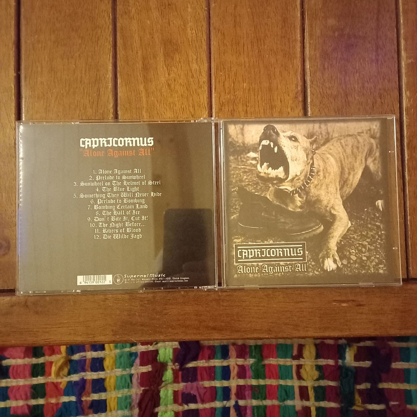 CD: capricornus - alone...(ferly 011 !) – Usato da St-Cergue venduto da VeganWarrior