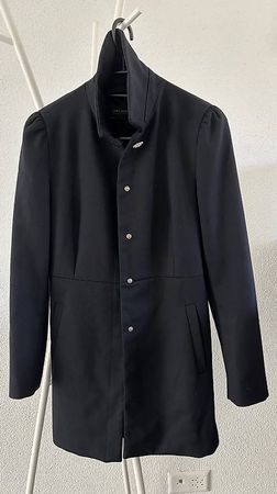 ZARA Mantel