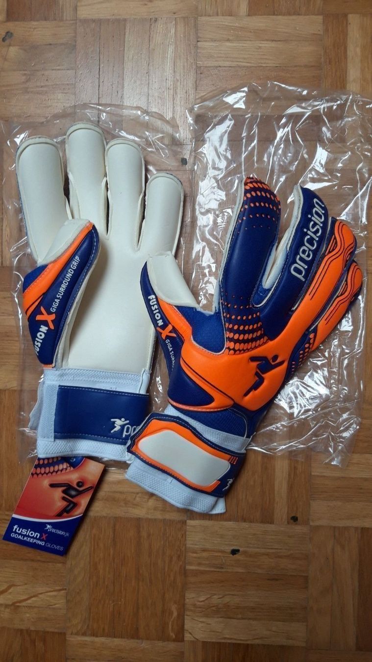 Handschuhe & Handstulpen: Precision GK Fusion Surround (10) – Neu und originalverpackt aus Chambésy von gk_specialist 1