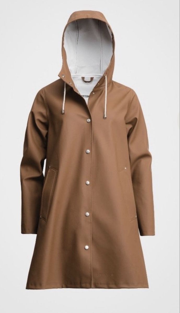 Stutterheim Giacche: Stutterheim Mosebacke Regen Jacke S  – Usato da Riehen venduto da dob_5sbs