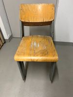 3 Stapelstühle "Vintage"