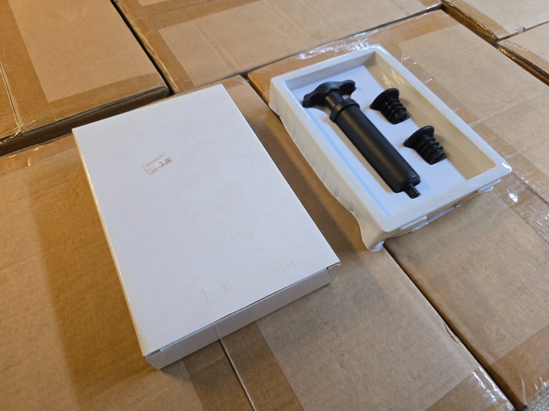 Contenitori & Simili: 2x neue Wein- Vacuumverschluss Set ab 1.- – Nuovo (secondo la descrizione) da KRINAU venduto da Mio_Liqstyle 1
