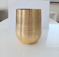 Dekovase Gold aus LIVIQUE Wabi Sabi