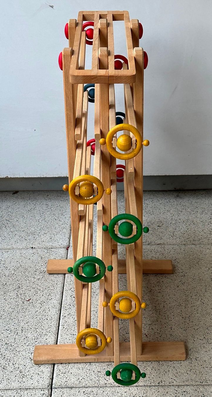Spielzeuge: Kugelbahn Holzkugelbahn Spielzeug Kinder – Gebraucht aus Buochs von hubi98 6