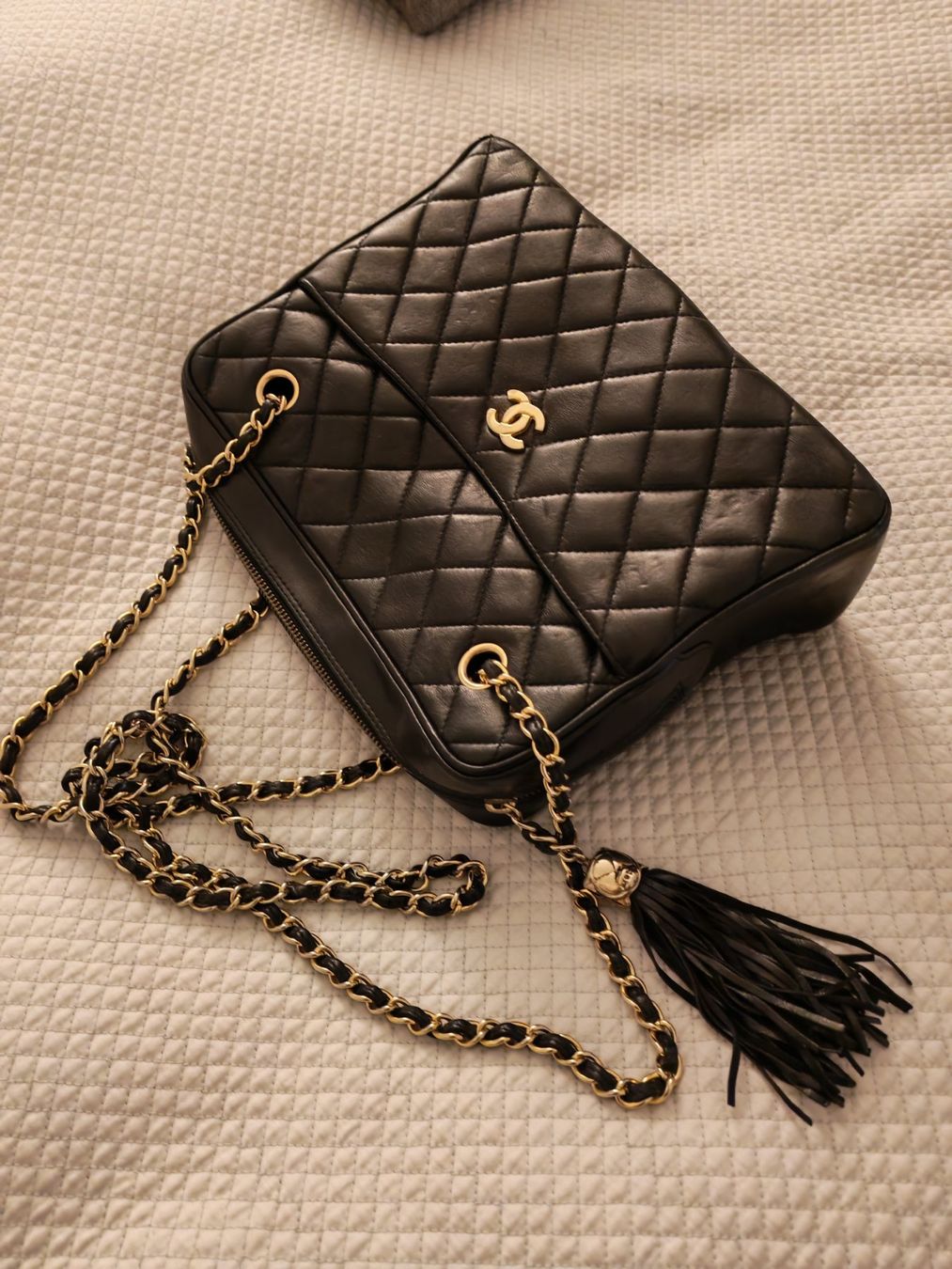Chanel Borse da donna: Sac Chanel Vintage cuir noir – Usato da Trélex venduto da autard 1