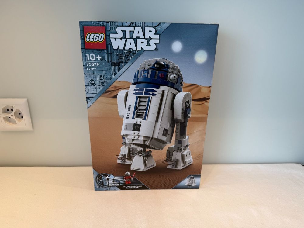 75379 Neu & OVP Lego Star Wars R2-D2 (Neu und originalverpackt) in Muri ...