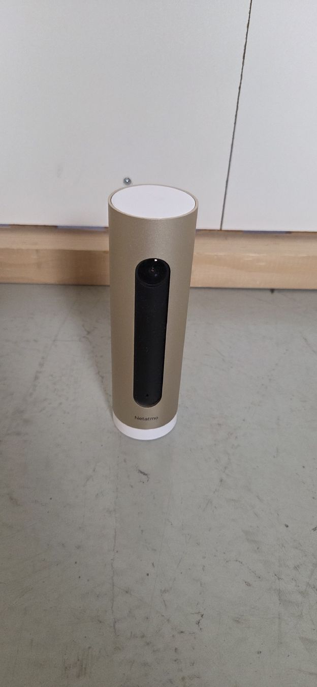 Netatmo Systèmes d'alarme: Netatmo Smart Indoor Camera + Wandhalterung – D'occasion à Küssnacht am Rigi par _DealFactory_ 3