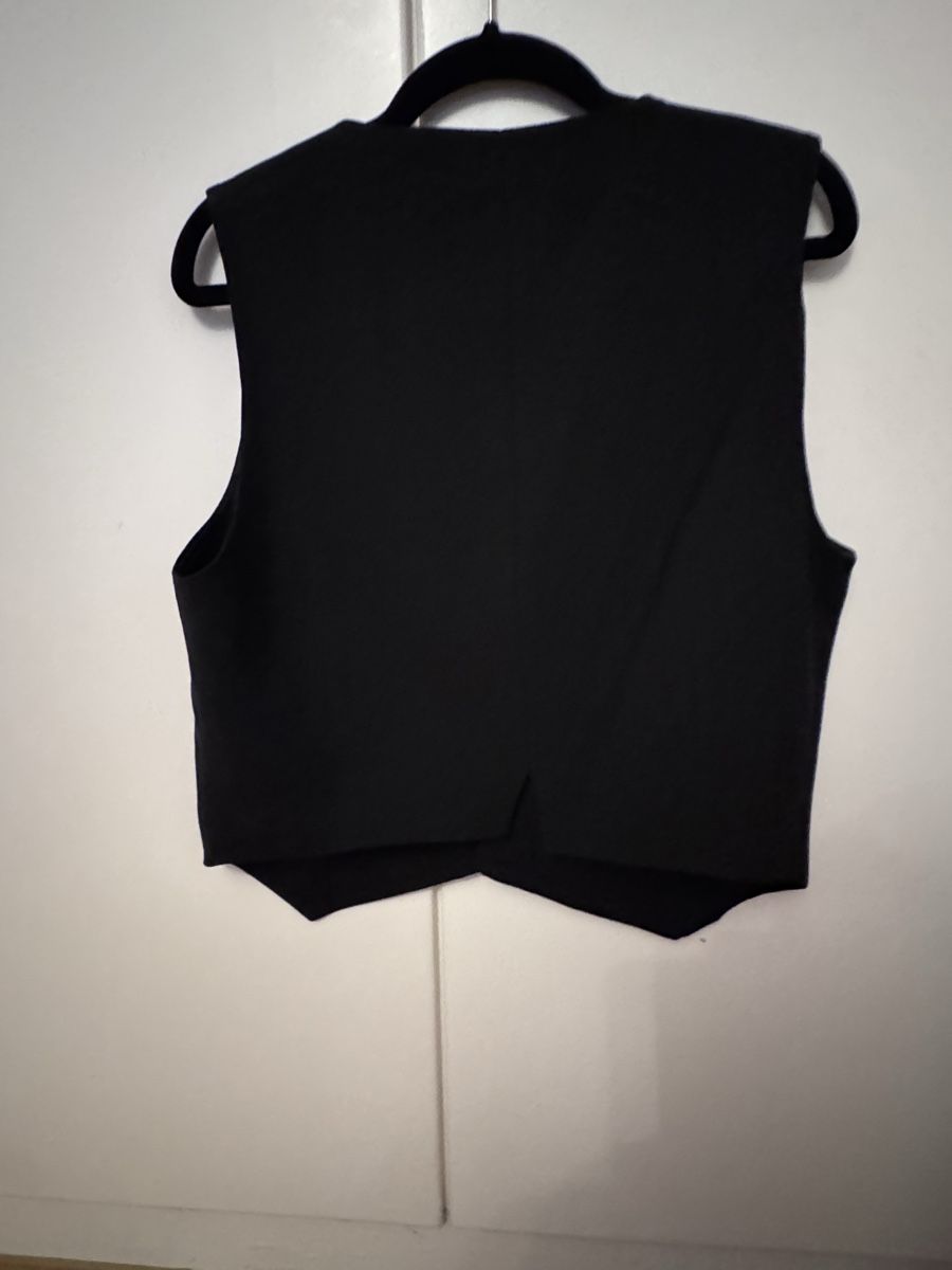 Other Stories Gilets & Westen: Damen Weste schwarz – Gebraucht aus Zürich von sop_9fqf 2