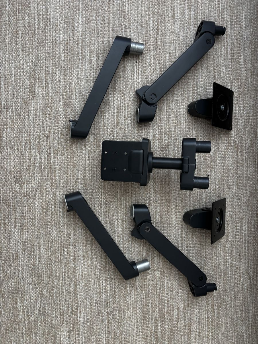 Ergotron Bildschirmhalterung: Ergotron LX PRO ARM DUAL SIDE-BY-SIDEblack – Gebraucht aus hallau von jon_9mkg 1