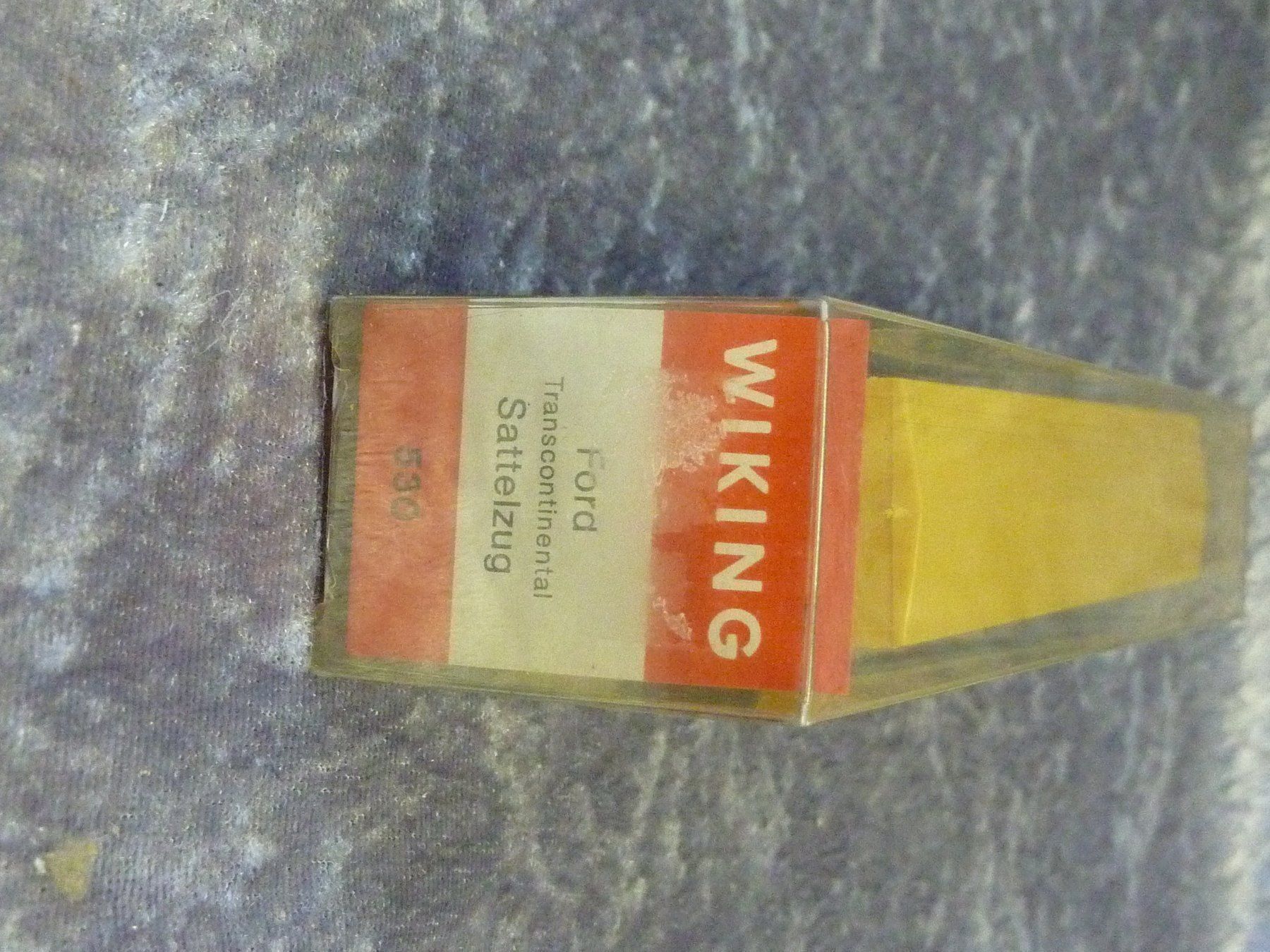 Wiking Modellini d'auto: Ford Sattelzug 1:87 – Nuovo e nell'imballaggio originale da Dürrenäsch venduto da modellautos4you 2