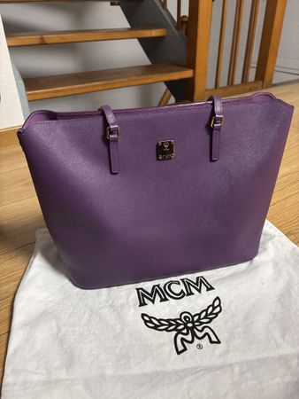 Original MCM Handtasche in Lila