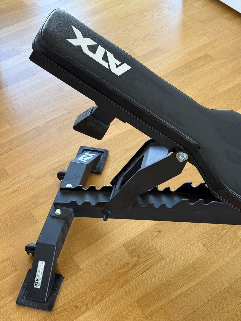 ATX Hometrainer: ATX Warrior Hantelbank – Gebraucht aus Sargans von wei_j8q7 3