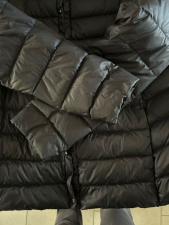 Schwarze Winter Daunenjacke, Grösse 38 /40- Top Zustand!