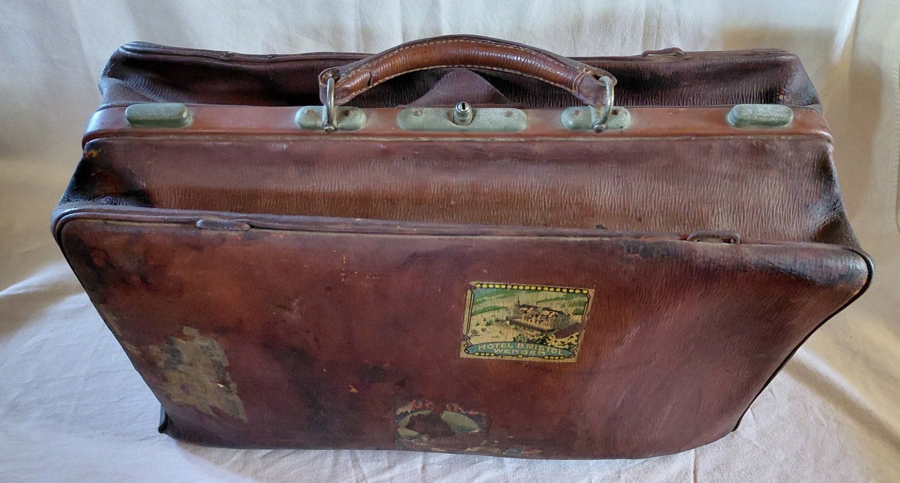 Valigie: Grosse antike lederne Reisetasche – Usato da Trogen venduto da Limboo