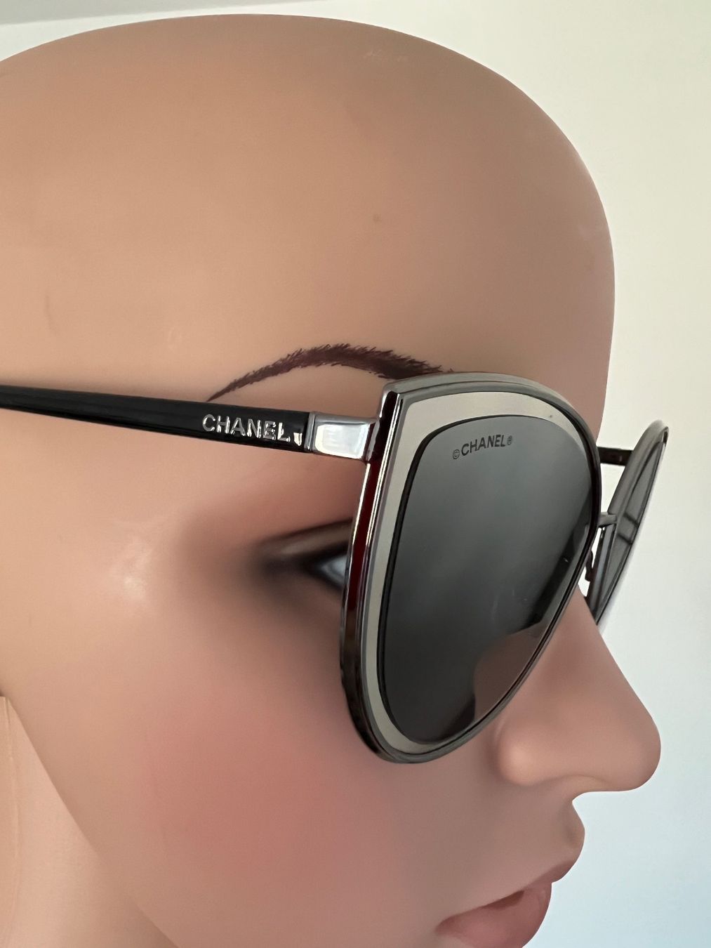 Chanel Occhiali & Lenti: CHANEL Sonnenbrille, silber, NEU – Nuovo (secondo la descrizione) da Bergdietikon venduto da pinkerton13 4