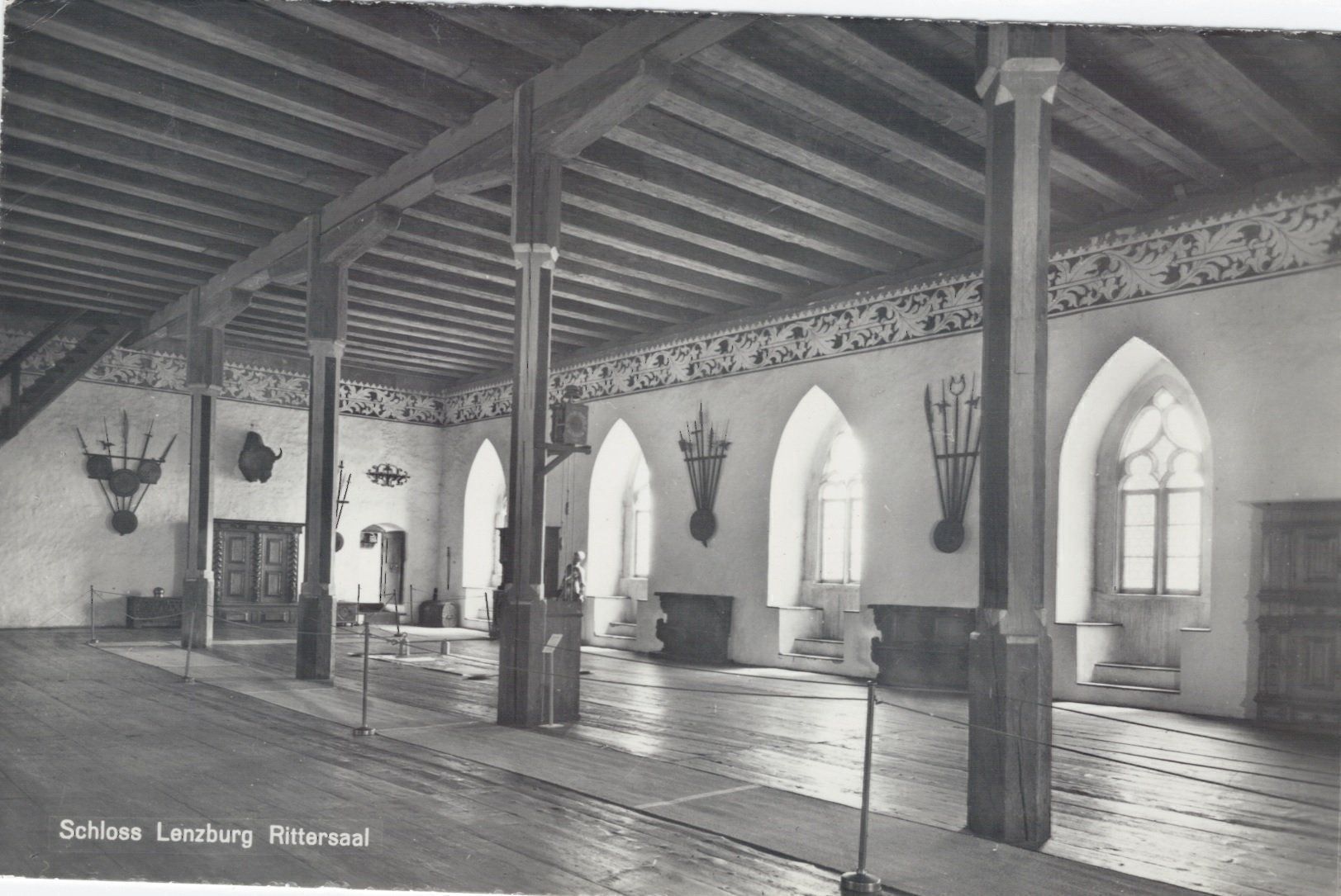 Cartoline postali: Lenzburg Schloss Rittersaal – Usato da Olten venduto da clotaldi