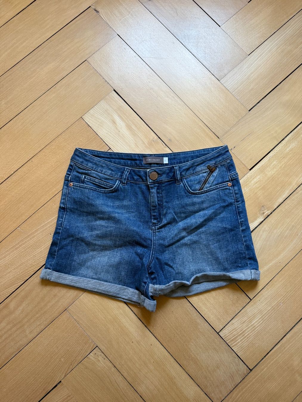 Jeans: MINT VELVET - Jeansshorts blau 40 – Usato da Zürich venduto da Diazaio