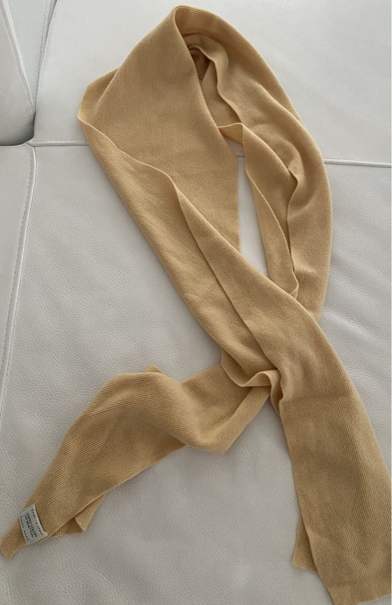 Benetton Foulards, Tücher & Schals: Benetton Wolle Schal 🌸 – Gebraucht aus Opfikon von Luis144 3