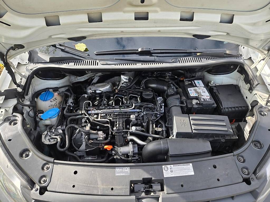 Véhicules utilitaires: VW Caddy ab grossem Service + MFK – D'occasion à Höfen b. Thun par IFA-Service 3