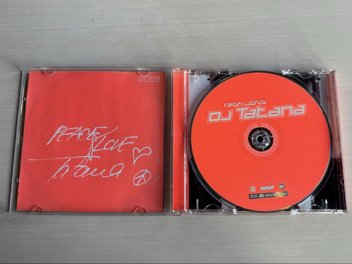 CD: DJ Tatana - Neon Lights - CD – Usato da Oberried Brienz venduto da Chyara 2