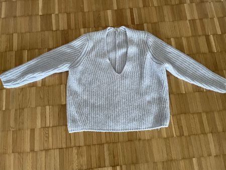 Closed Pullover XS