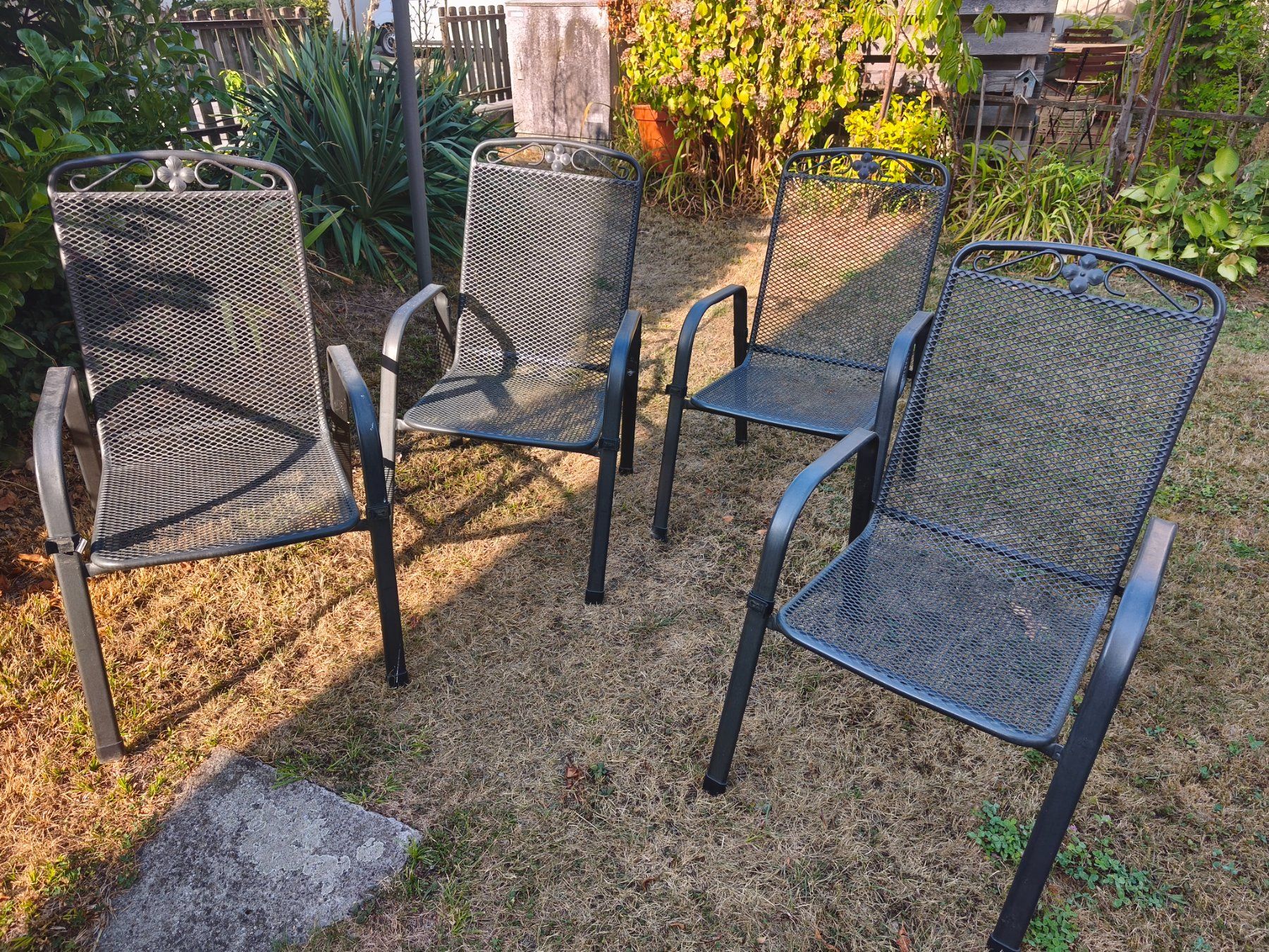 Sedie: 2 Garten Stühle zu verkaufen – Usato da Wädenswil venduto da Patriots 1
